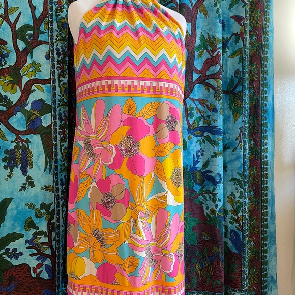 EUC Trina Turk Multicolor Patterned Halter Dress - Picture 1 of 8